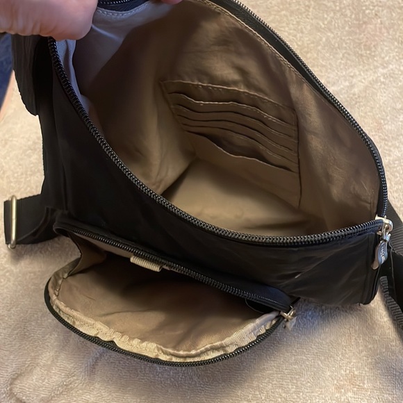 Shoulder bag - Picture 6 of 8